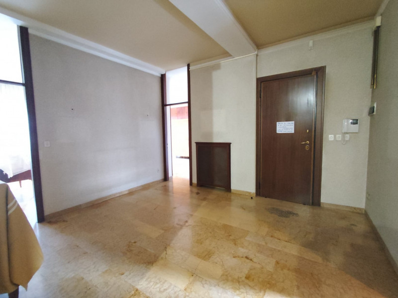 Situato nel prestigioso Centro Storico di Vicenza, questo straordinario appartamento di oltre 368...