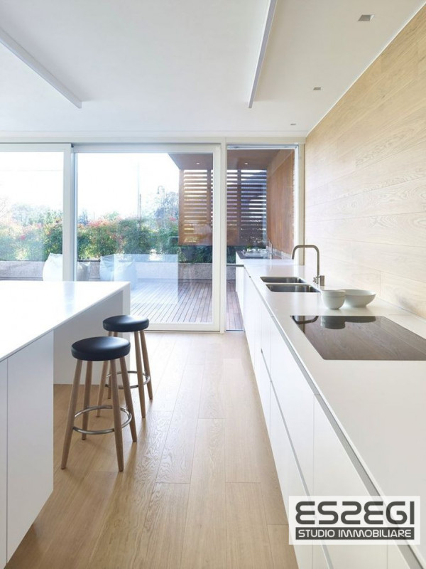 PADOVA CENTRO STORICO: Vendesi appartamento bicamere in prestigioso edificio residenziale di nuov...