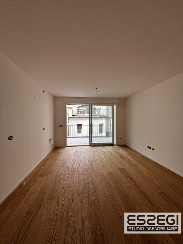 PADOVA CENTRO STORICO: Vendesi appartamento bicamere in prestigioso edificio residenziale di nuov...