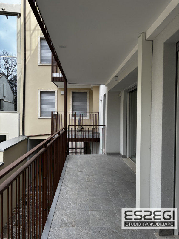 PADOVA CENTRO STORICO: Vendesi appartamento bicamere in prestigioso edificio residenziale di nuov...