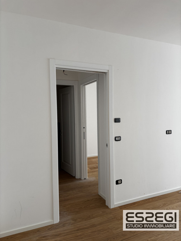 PADOVA CENTRO STORICO: Vendesi appartamento bicamere in prestigioso edificio residenziale di nuov...