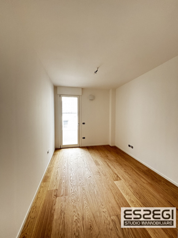 PADOVA CENTRO STORICO: Vendesi appartamento bicamere in prestigioso edificio residenziale di nuov...