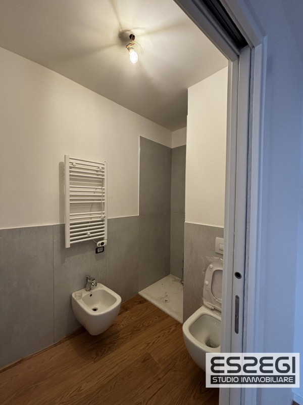 PADOVA CENTRO STORICO: Vendesi appartamento bicamere in prestigioso edificio residenziale di nuov...