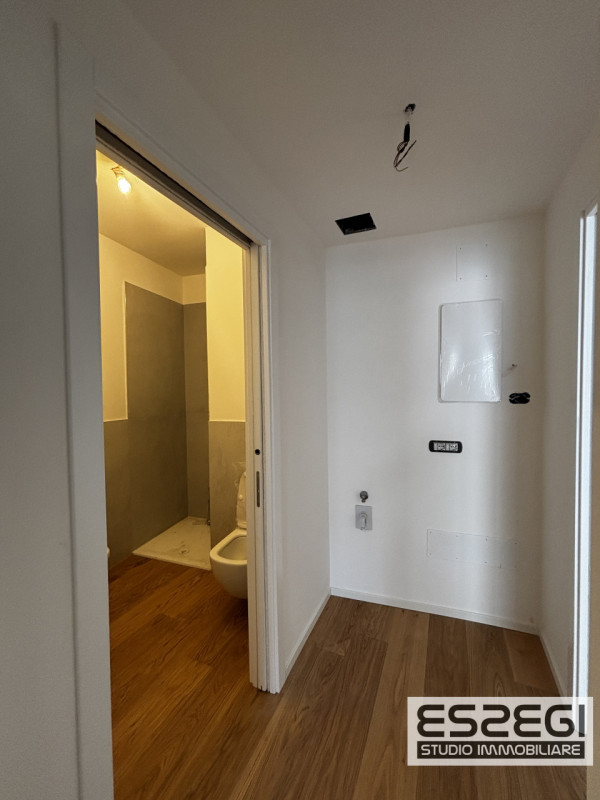 PADOVA CENTRO STORICO: Vendesi appartamento bicamere in prestigioso edificio residenziale di nuov...