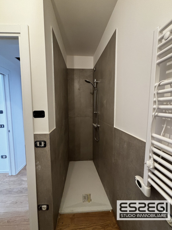 PADOVA CENTRO STORICO: Vendesi appartamento bicamere in prestigioso edificio residenziale di nuov...