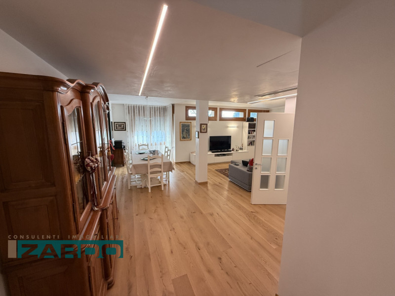 Rif. C-239 (per info N. 3409172184 )

Scopri questa affascinante casa singola situata nella tranq...