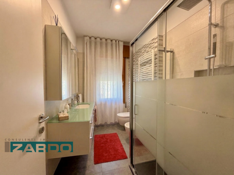 Rif. C-239 (per info N. 3409172184 )

Scopri questa affascinante casa singola situata nella tranq...