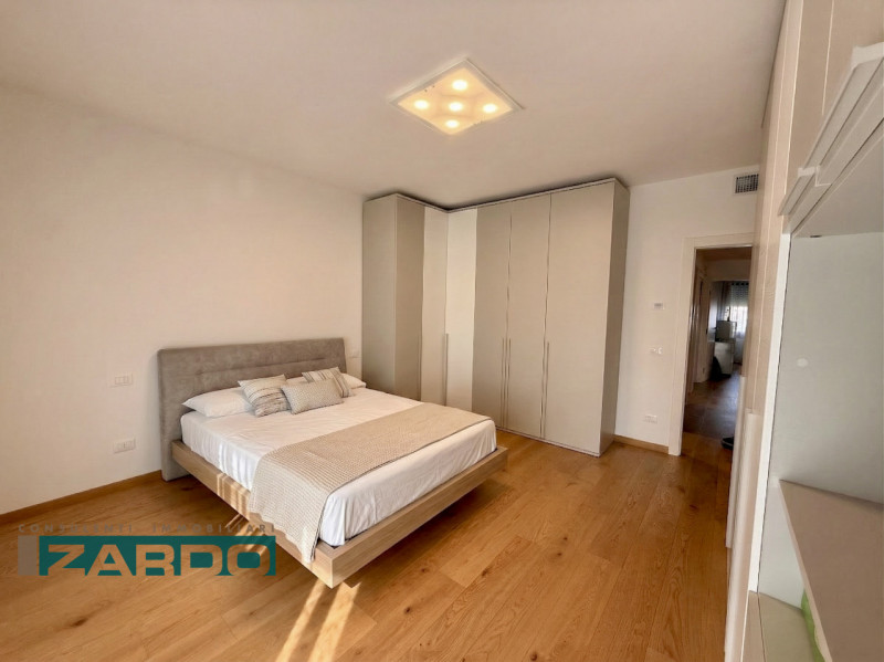 Rif. C-239 (per info N. 3409172184 )

Scopri questa affascinante casa singola situata nella tranq...