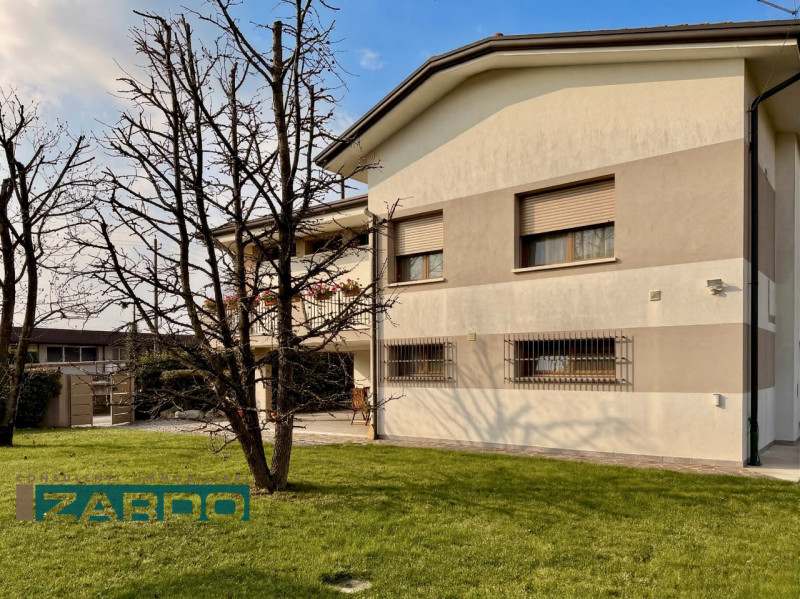 Rif. C-239 (per info N. 3409172184 )

Scopri questa affascinante casa singola situata nella tranq...