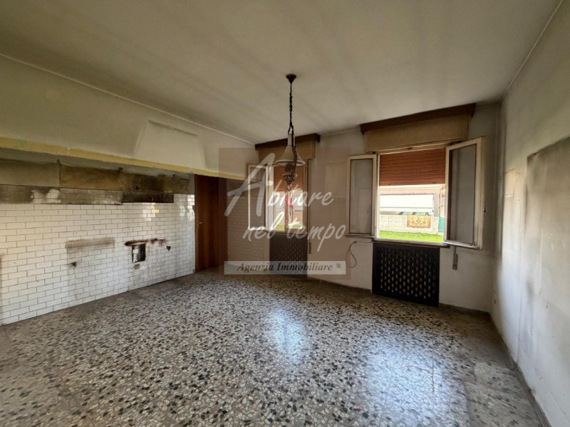 CITTADELLA (PD) - ZONA FACCA

Sei alla ricerca di una soluzione abitativa spaziosa, indipendente ...