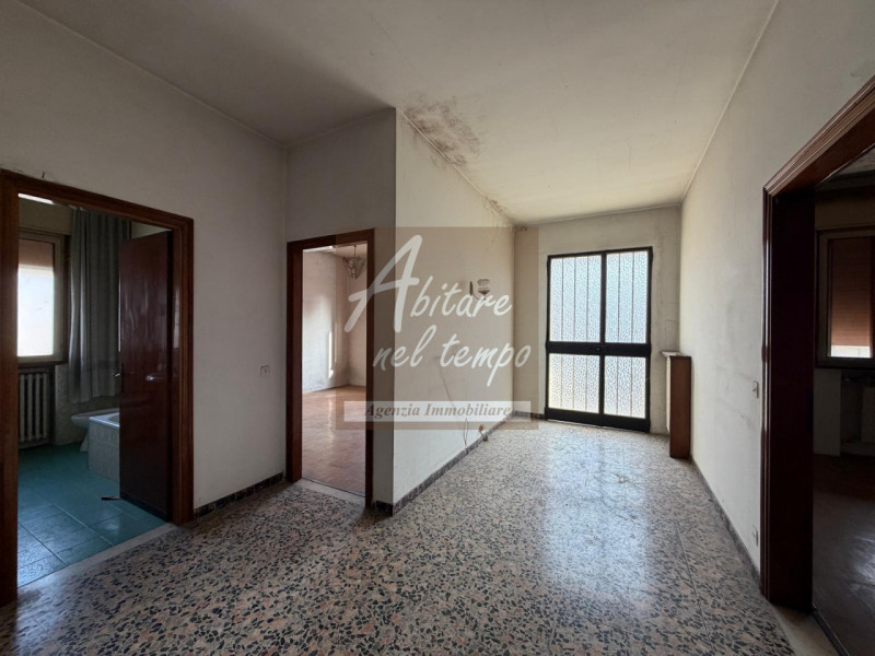 CITTADELLA (PD) - ZONA FACCA

Sei alla ricerca di una soluzione abitativa spaziosa, indipendente ...