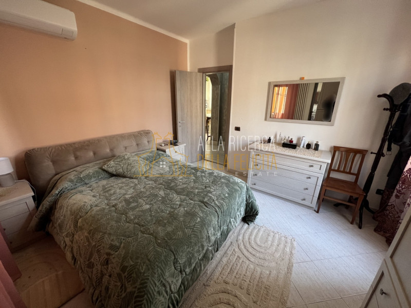 SCHIO - Santa Croce: In tranquilla zona tranquilla e comoda a tutti i servizi, BICAMERE con giard...