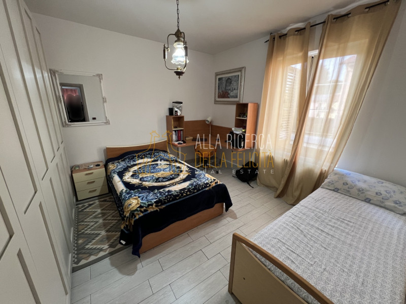 SCHIO - Santa Croce: In tranquilla zona tranquilla e comoda a tutti i servizi, BICAMERE con giard...