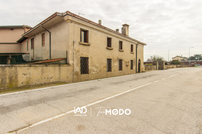 SE STAI CERCANDO UNA CASA INDIPENDENTE, CON SPAZIO PER LA TUA FAMIGLIA E SENZA CONDOMINIO, CONTIN...