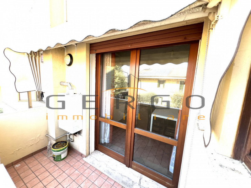 (Per INFO Cristina 3389226442) Situato a Terrassa Padovana, vicino a tutti i servizi, inserito in...