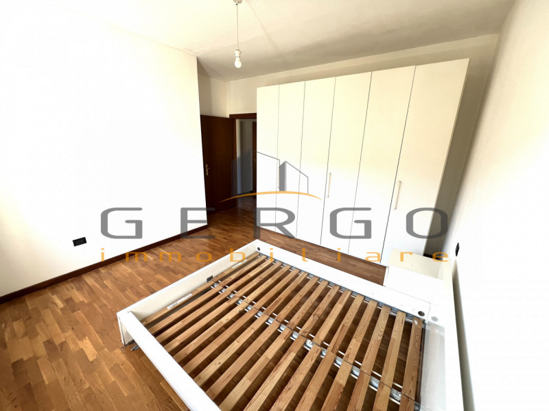 (Per INFO Cristina 3389226442) Situato a Terrassa Padovana, vicino a tutti i servizi, inserito in...