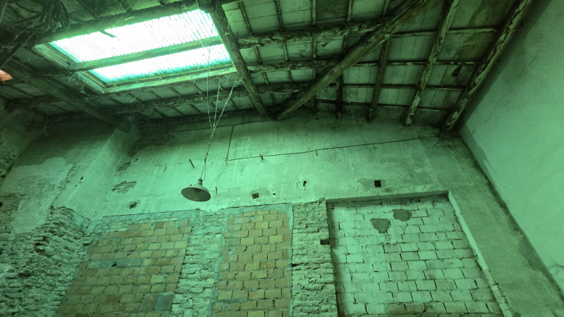 Nel cuore del centro storico di Este, a pochi passi dalla piazza principale e comodo a tutti i se...