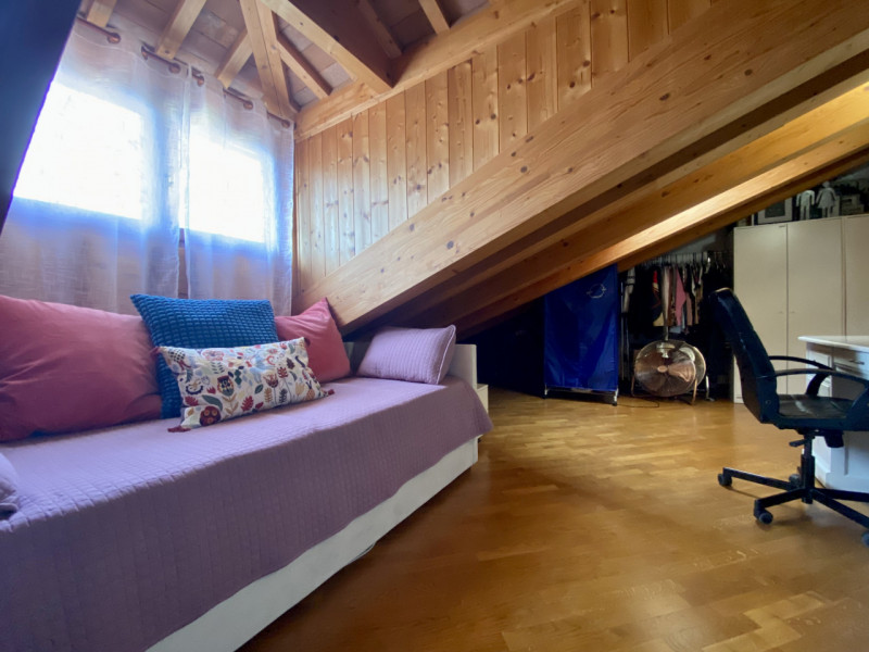 Nel cuore del Centro Storico di Vicenza proponiamo in vendita un elegante appartamento di prestig...