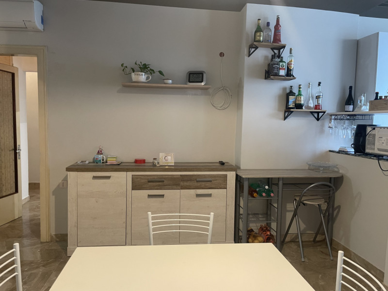 Nel cuore di Santa Bertilla, a pochi minuti dal centro storico e comodo a tutti i servizi, propon...