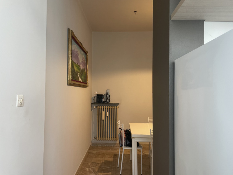 Nel cuore di Santa Bertilla, a pochi minuti dal centro storico e comodo a tutti i servizi, propon...