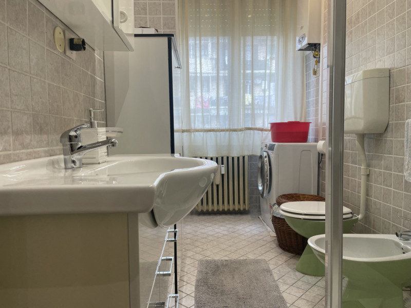 Nel cuore di Santa Bertilla, a pochi minuti dal centro storico e comodo a tutti i servizi, propon...