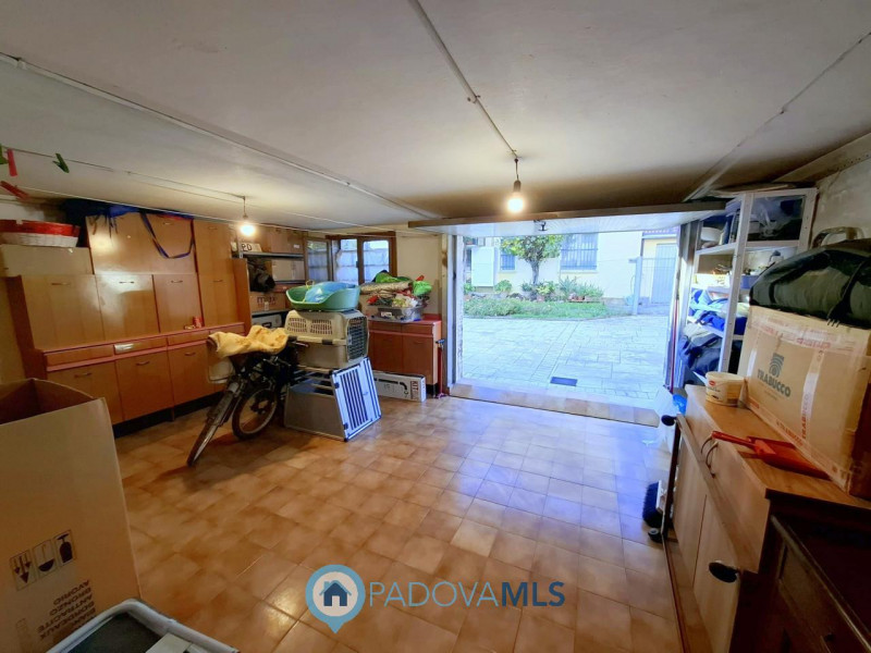 Immobile in esclusiva al Gruppo Padova MLS
PORZIONE DI BIFAMILIARE – MADONNA PELLEGRINA – ULTIMO ...