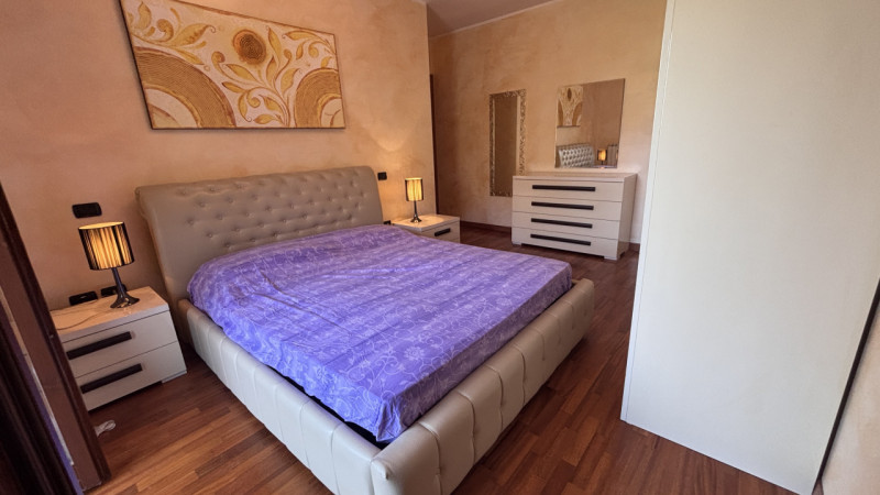 Arcobaleno Immobiliare ti presenta questo accogliente trilocale con ingresso indipendente, situat...