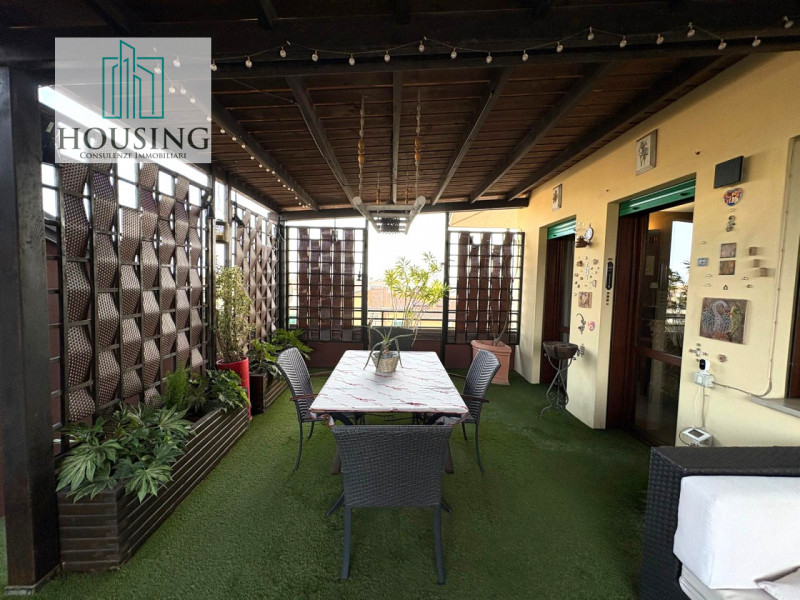 Comune di Curtarolo, proponiamo uno spazioso appartamento tricamere situato al secondo ed ultimo ...