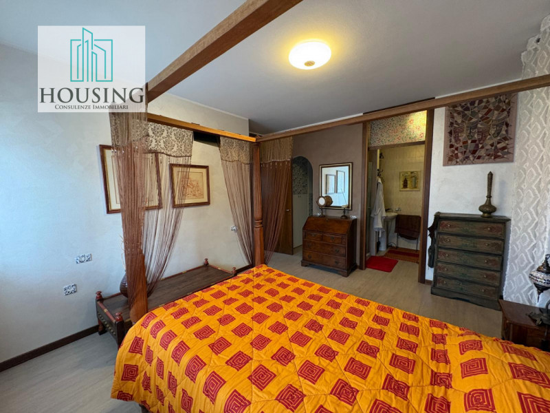 Comune di Curtarolo, proponiamo uno spazioso appartamento tricamere situato al secondo ed ultimo ...