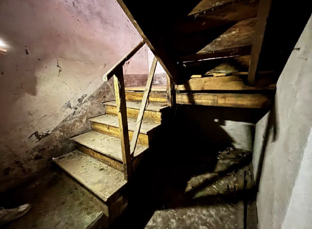 Rif. A.A.21-24

Vendita all'asta - porzione di fabbricato rurale su 3 livelli in data 20 aprile 2...