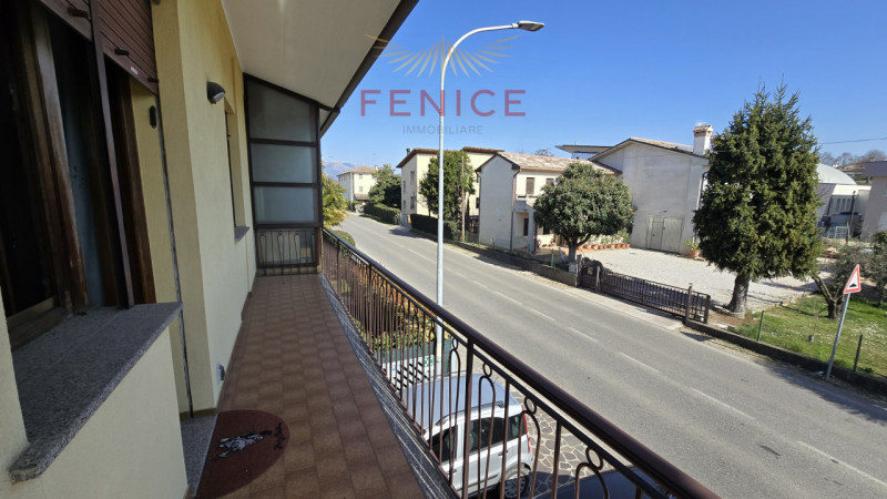 Proponiamo in vendita una interessante porzione di immobile indipendente, soluzione ideale per ch...