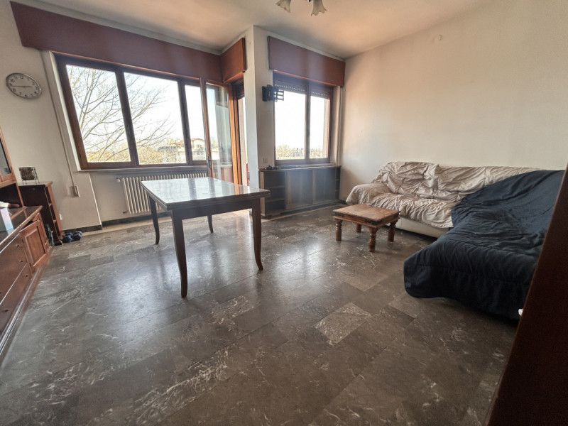 Nel cuore del quartiere San Bortolo, una delle zone più apprezzate di Vicenza per la sua straordi...