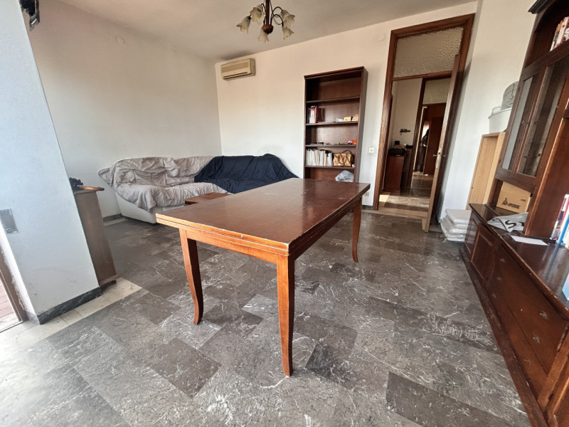 Nel cuore del quartiere San Bortolo, una delle zone più apprezzate di Vicenza per la sua straordi...