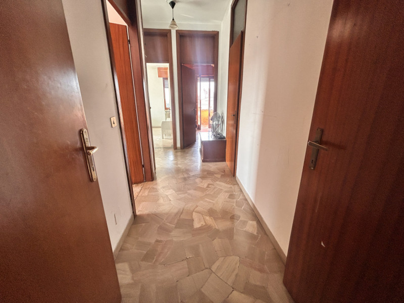 Nel cuore del quartiere San Bortolo, una delle zone più apprezzate di Vicenza per la sua straordi...