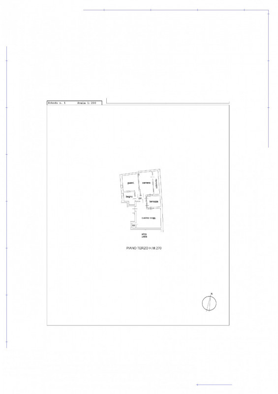 Proponiamo in vendita un elegante attico di 85 mq situato nel pieno centro storico di Castelfranc...