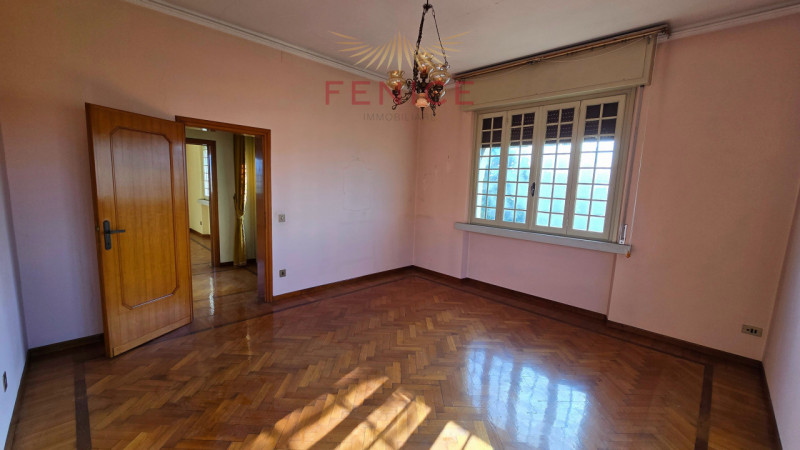 A Cornuda, in zona tranquilla e residenziale, proponiamo in vendita una villa indipendente dalle ...