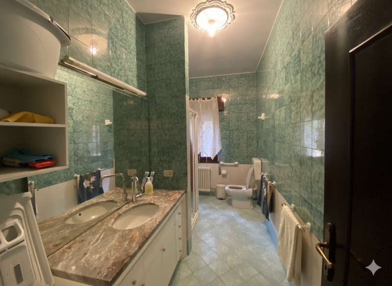 VICENZA - ZONA UNIVERSITÀ: 120mq Strategici con Ascensore Privato e Garage Doppio
Spazio, Rendita...