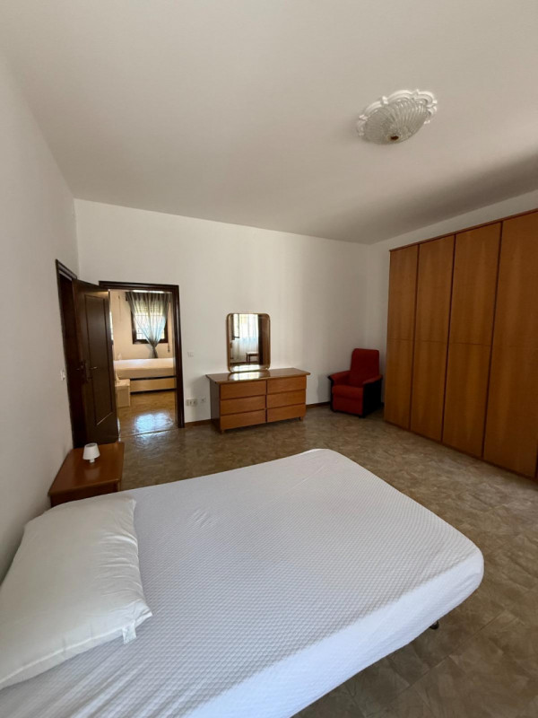 VICENZA - ZONA UNIVERSITÀ: 120mq Strategici con Ascensore Privato e Garage Doppio
Spazio, Rendita...