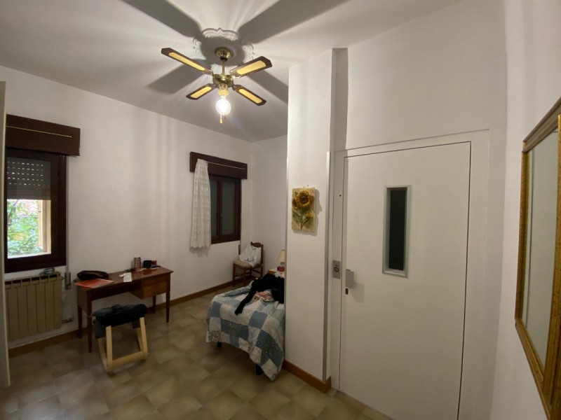 VICENZA - ZONA UNIVERSITÀ: 120mq Strategici con Ascensore Privato e Garage Doppio
Spazio, Rendita...