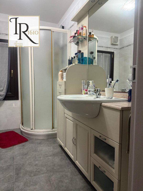 Nel cuore di Castelbaldo, proponiamo in vendita una splendida casa singola terratetto che unisce ...