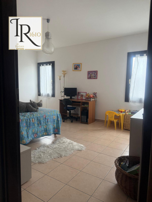 Nel cuore di Castelbaldo, proponiamo in vendita una splendida casa singola terratetto che unisce ...