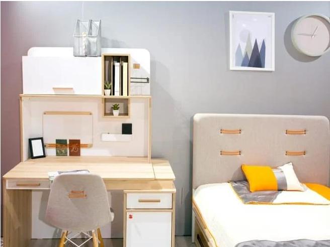 PADOVA CENTRO zona VIA ALTINATE in bella palazzina APPARTAMENTO  al secondo piano composto da ing...