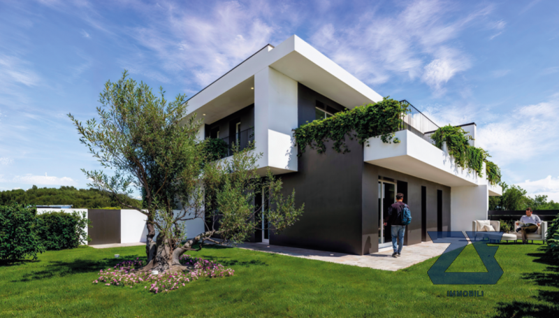 Proponiamo in vendita un elegante appartamento di nuova costruzione in palazzina di poche unità i...