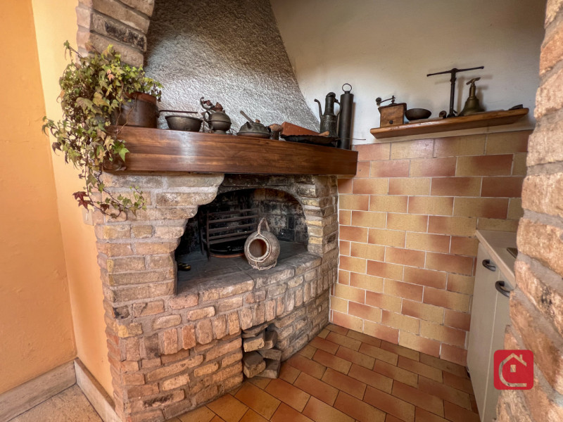 Proponiamo in vendita una casa indipendente di circa 120 mq, ideale per chi cerca una soluzione i...