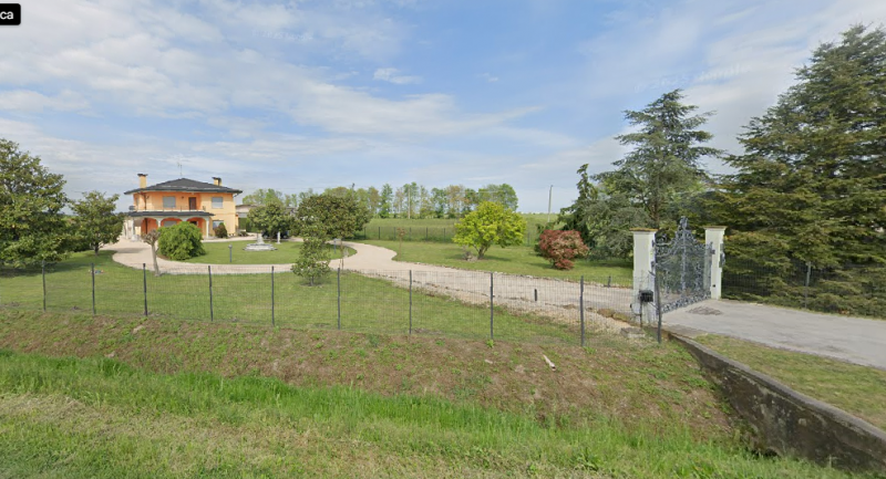 VALLI DI CHIOGGIA a pochi minuti dalle spiagge di Sottomarina, CASA SINGOLA con due appartamenti,...