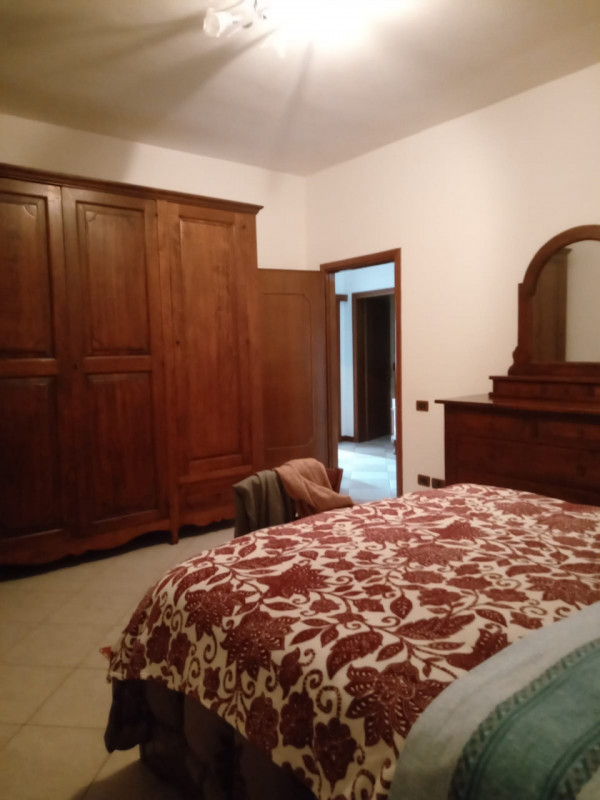 VALLI DI CHIOGGIA a pochi minuti dalle spiagge di Sottomarina, CASA SINGOLA con due appartamenti,...