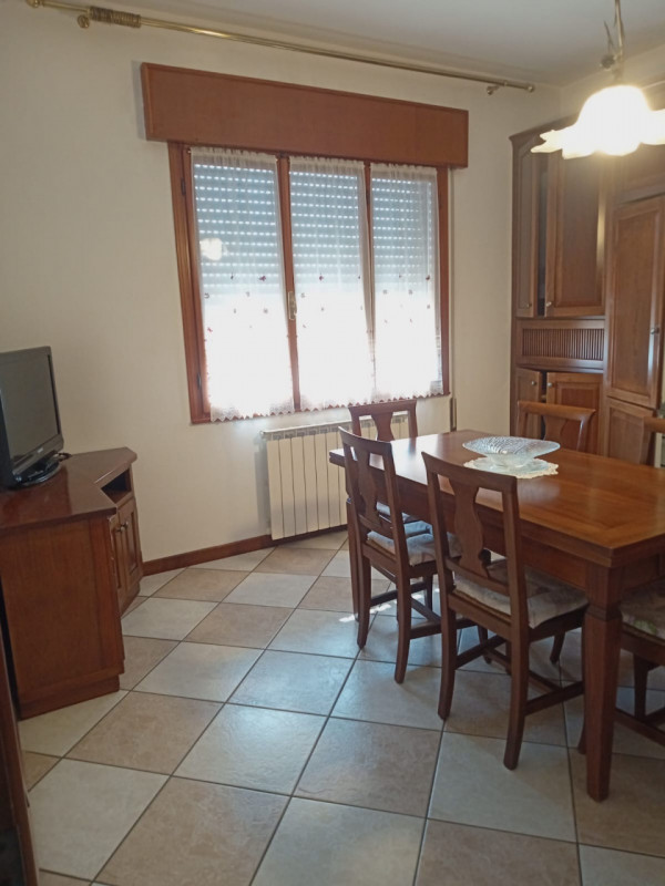 VALLI DI CHIOGGIA a pochi minuti dalle spiagge di Sottomarina, CASA SINGOLA con due appartamenti,...