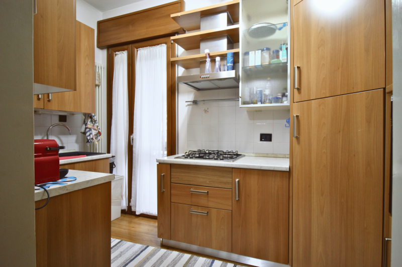 Bertesinella.
In una via immersa nel verde e a un passo dal centro cittadino offriamo in vendita ...