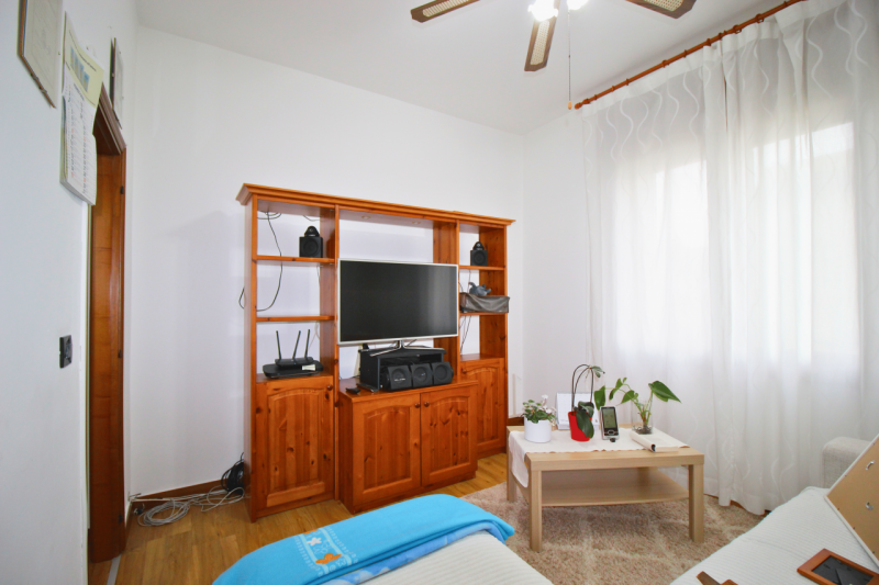 Bertesinella.
In una via immersa nel verde e a un passo dal centro cittadino offriamo in vendita ...