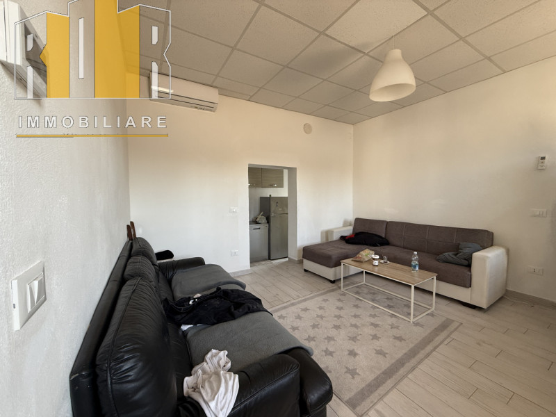 PER INVESTIMENTO proponiamo in esclusiva appartamento al piano primo ristrutturato con ingresso a...